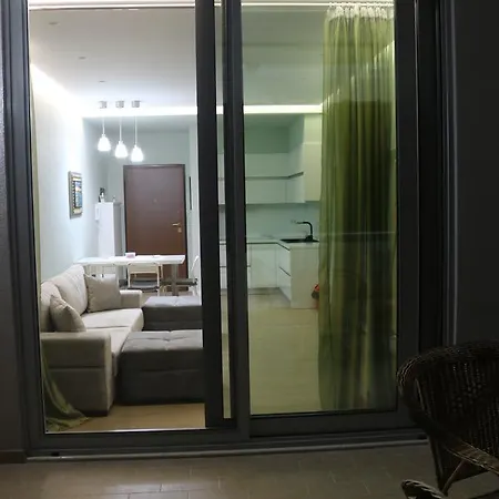 Апартаменты St Beach House