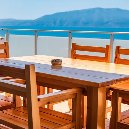 St Beach House Διαμέρισμα