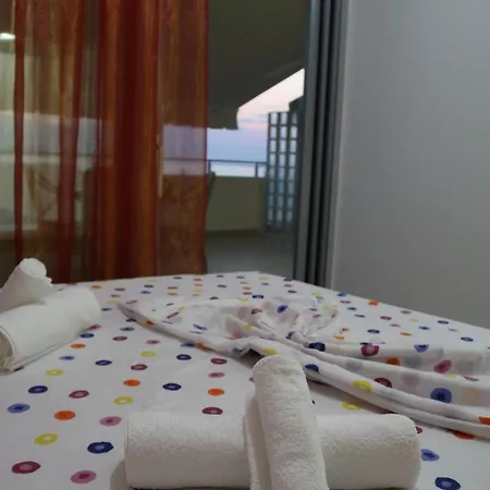 St Beach House Apartment *